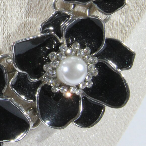 Silver-Tone Necklace with Black Flowers with Faux Pearls and Clear Rhinestones - Picture 9 of 10